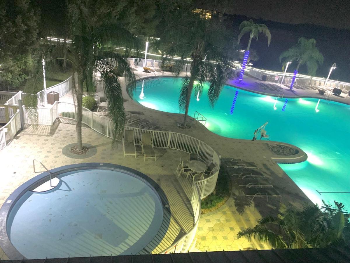 Disney Just 1 And A Quarter Mile Away, Blue Heron 1 Room 2 Bath,Amenities,6 Guests, Walk To Restaurants, No Fees At Check In オーランド エクステリア 写真