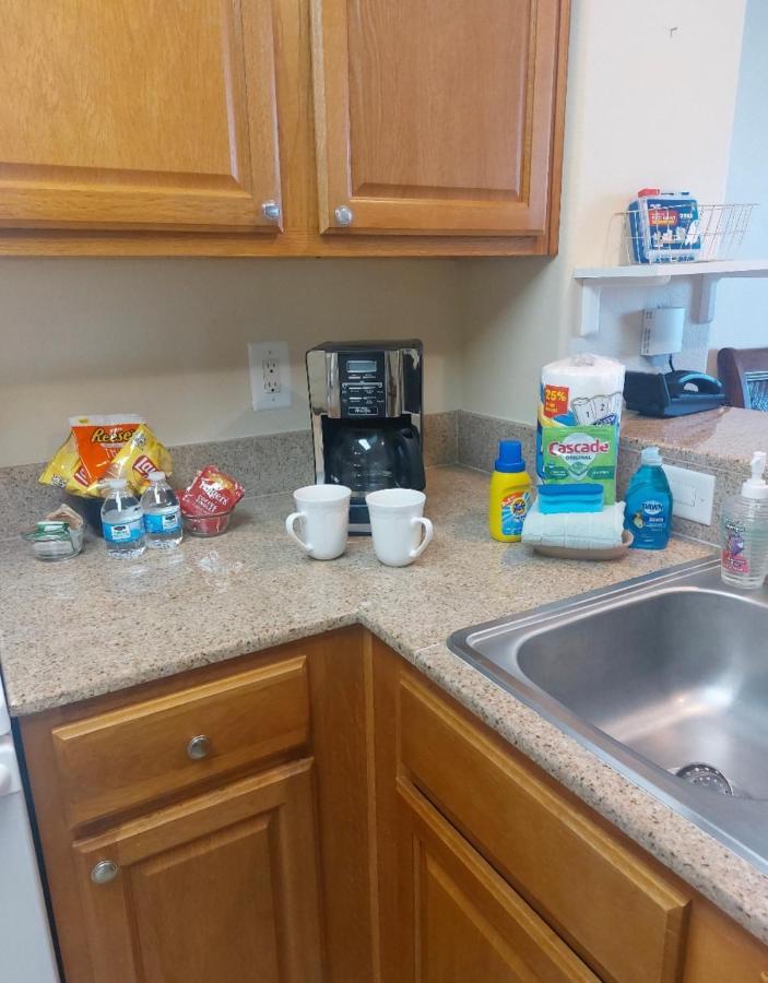 Disney Just 1 And A Quarter Mile Away, Blue Heron 1 Room 2 Bath,Amenities,6 Guests, Walk To Restaurants, No Fees At Check In オーランド エクステリア 写真