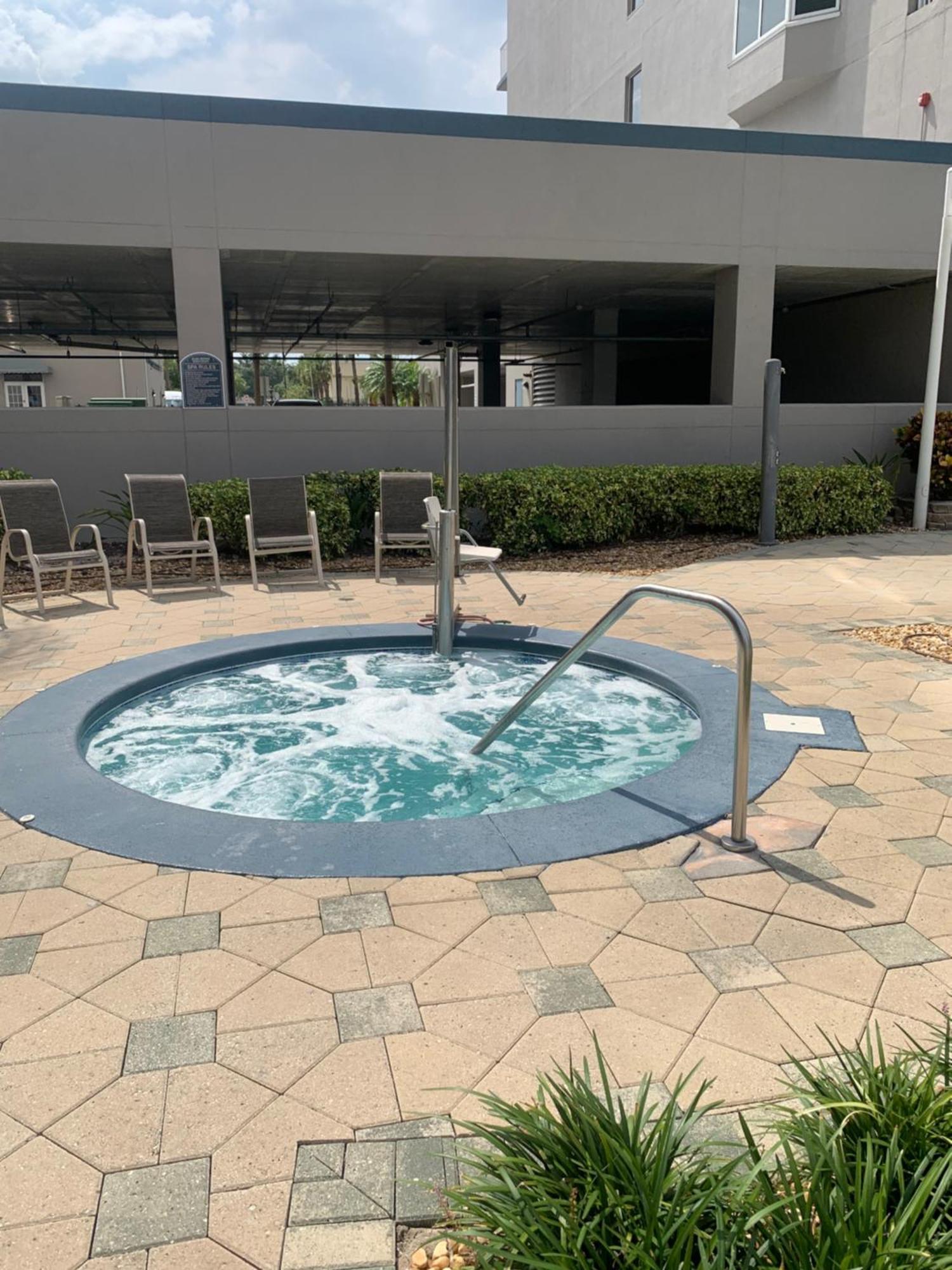 Disney Just 1 And A Quarter Mile Away, Blue Heron 1 Room 2 Bath,Amenities,6 Guests, Walk To Restaurants, No Fees At Check In オーランド エクステリア 写真
